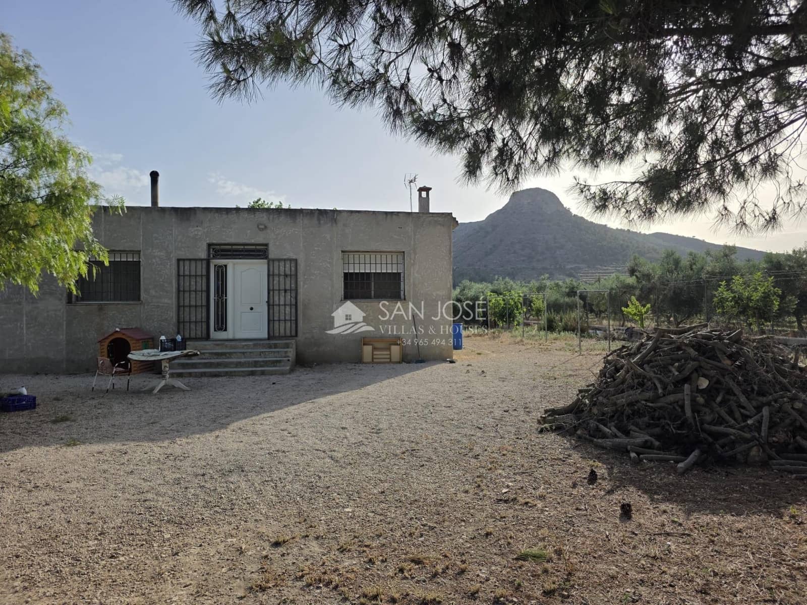 4 soverom Villa til salgs i Aspe med garasje - € 320 000 (Ref: 10155453)