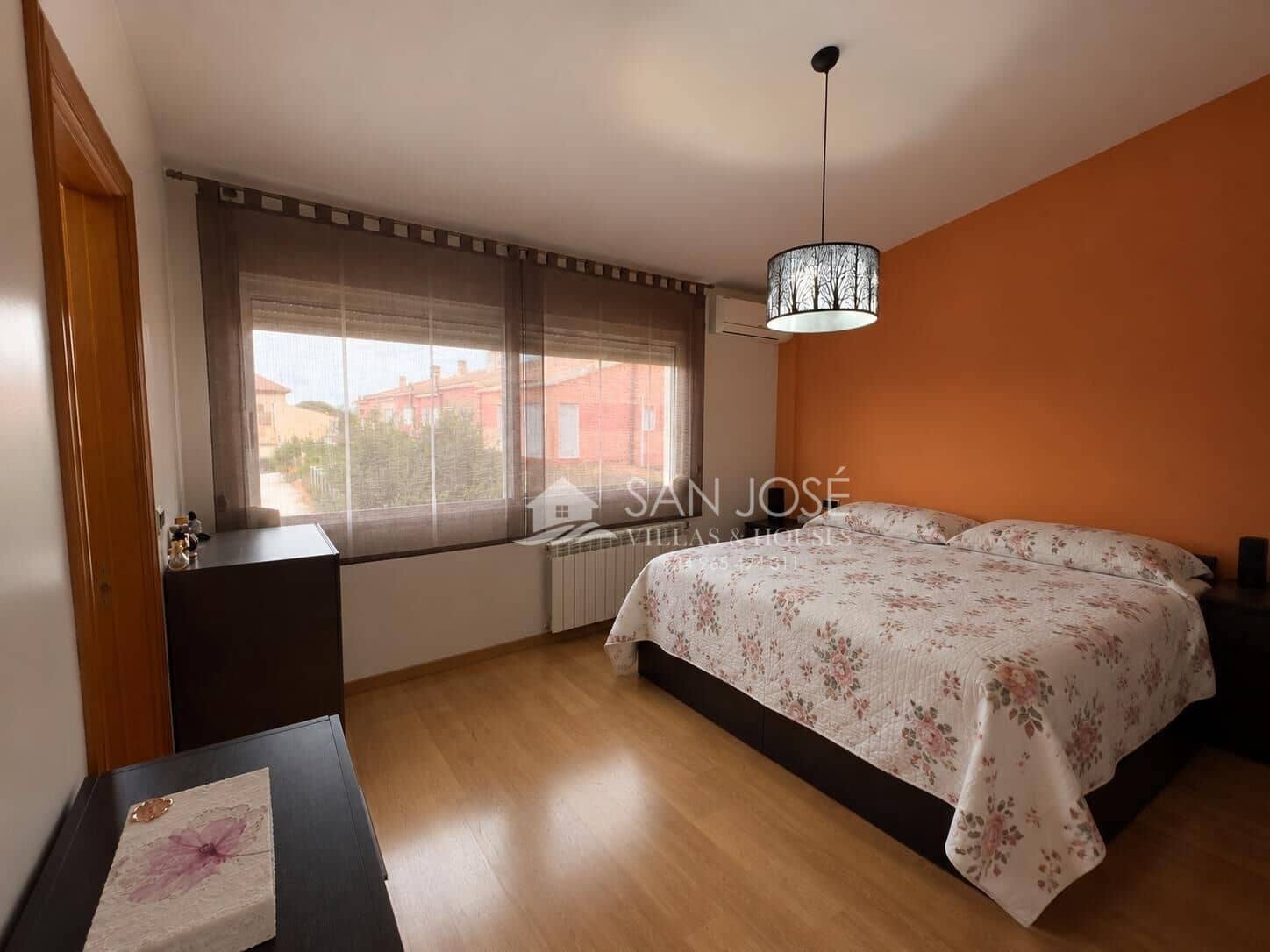 3 sovrum Bungalow till salu i Aspe med pool garage - 278 000 € (Ref: 10159625)