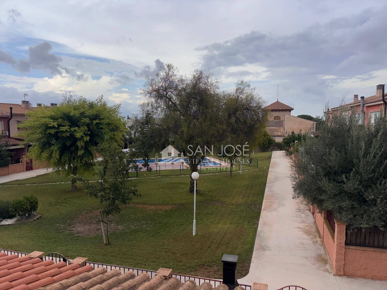 3 sovrum Bungalow till salu i Aspe med pool garage - 278 000 € (Ref: 10159625)
