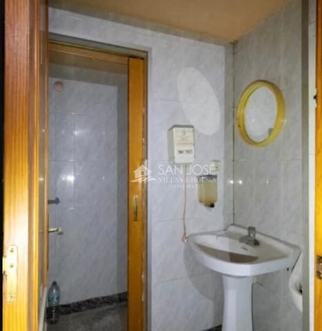 Erhverv til salg i Elche / Elx - € 105.000 (Ref: 10159626)