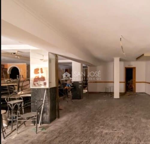 Erhverv til salg i Elche / Elx - € 105.000 (Ref: 10159626)