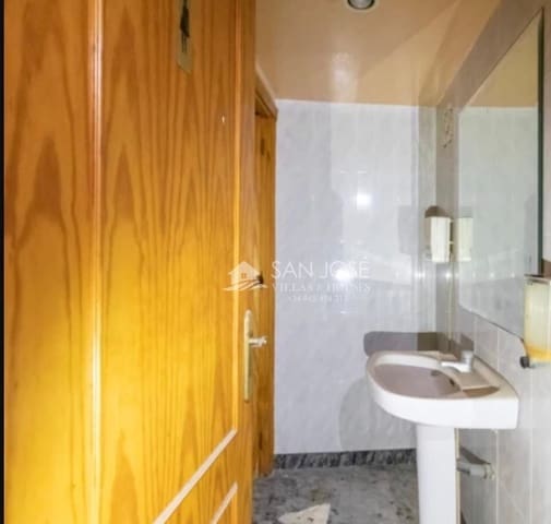 Erhverv til salg i Elche / Elx - € 105.000 (Ref: 10159626)