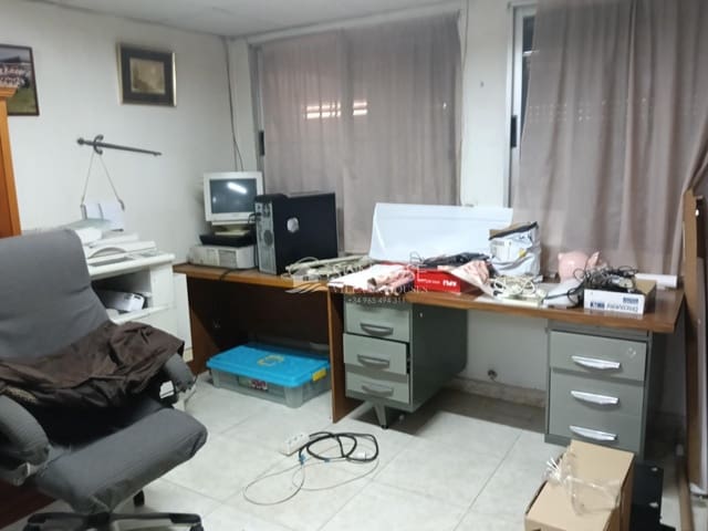 Comercial para venda em Aspe - 188 470 € (Ref: 10166860)