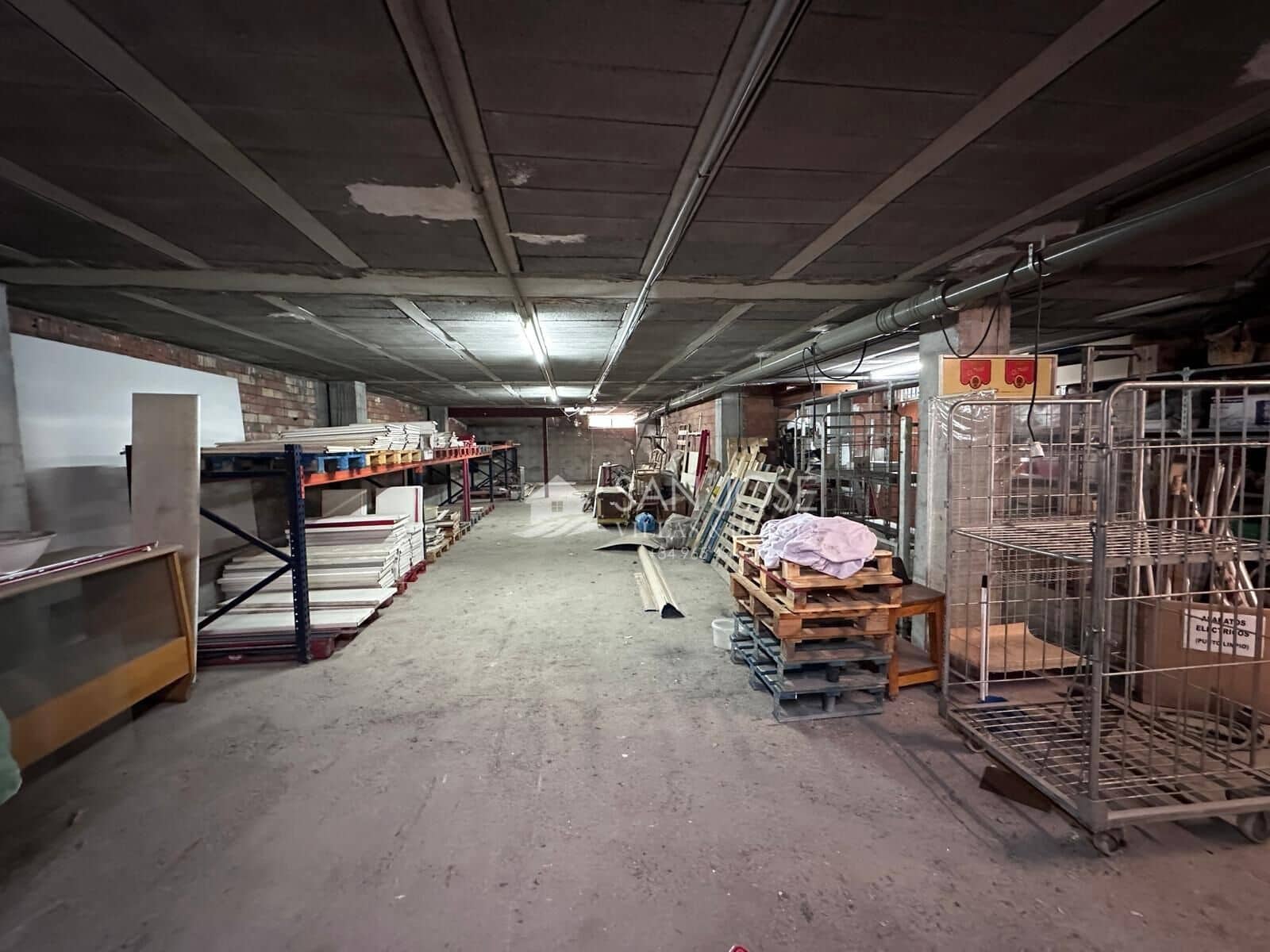Comercial para venda em Aspe - 188 470 € (Ref: 10166860)