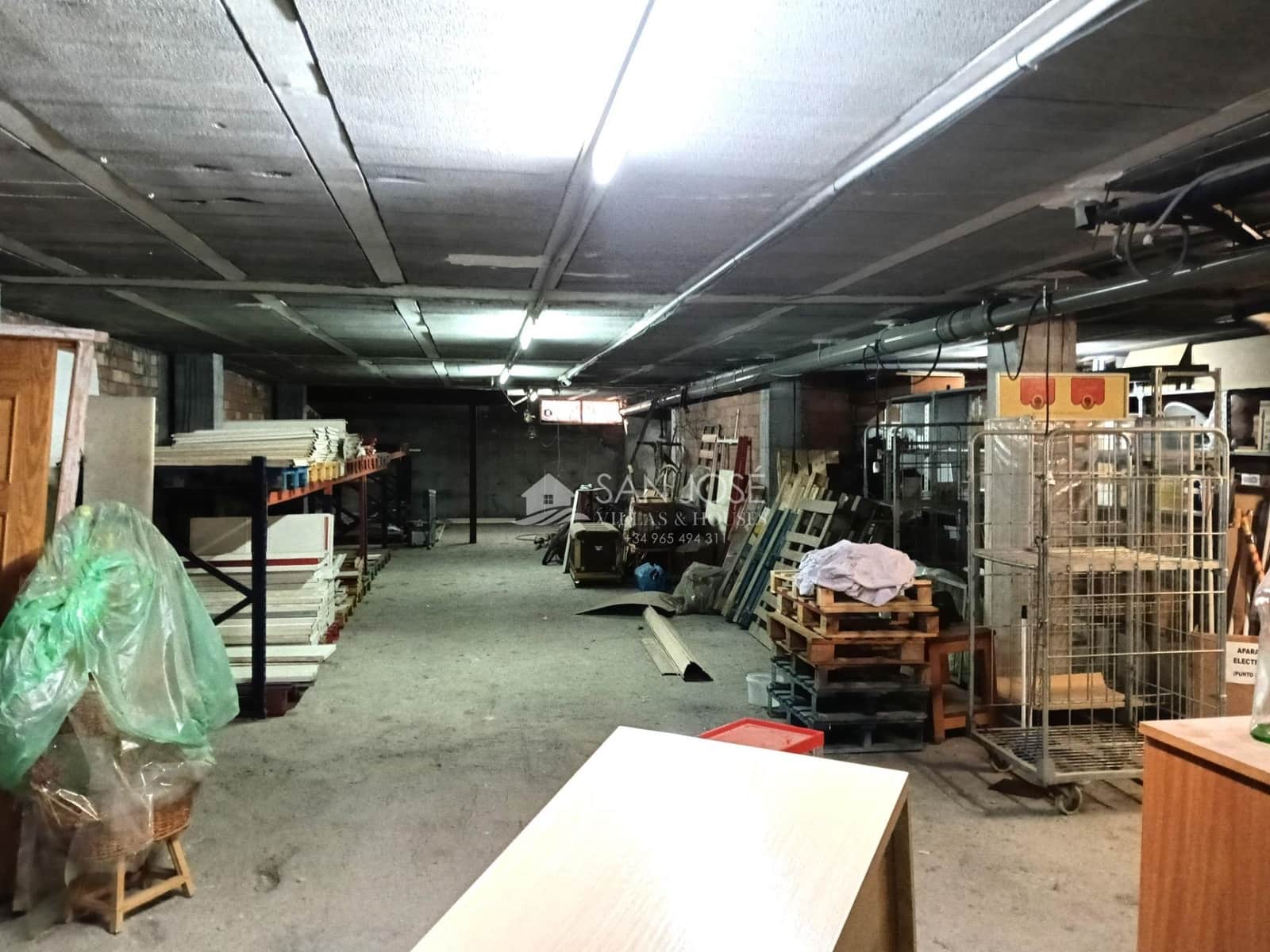 Comercial para venda em Aspe - 188 470 € (Ref: 10166860)