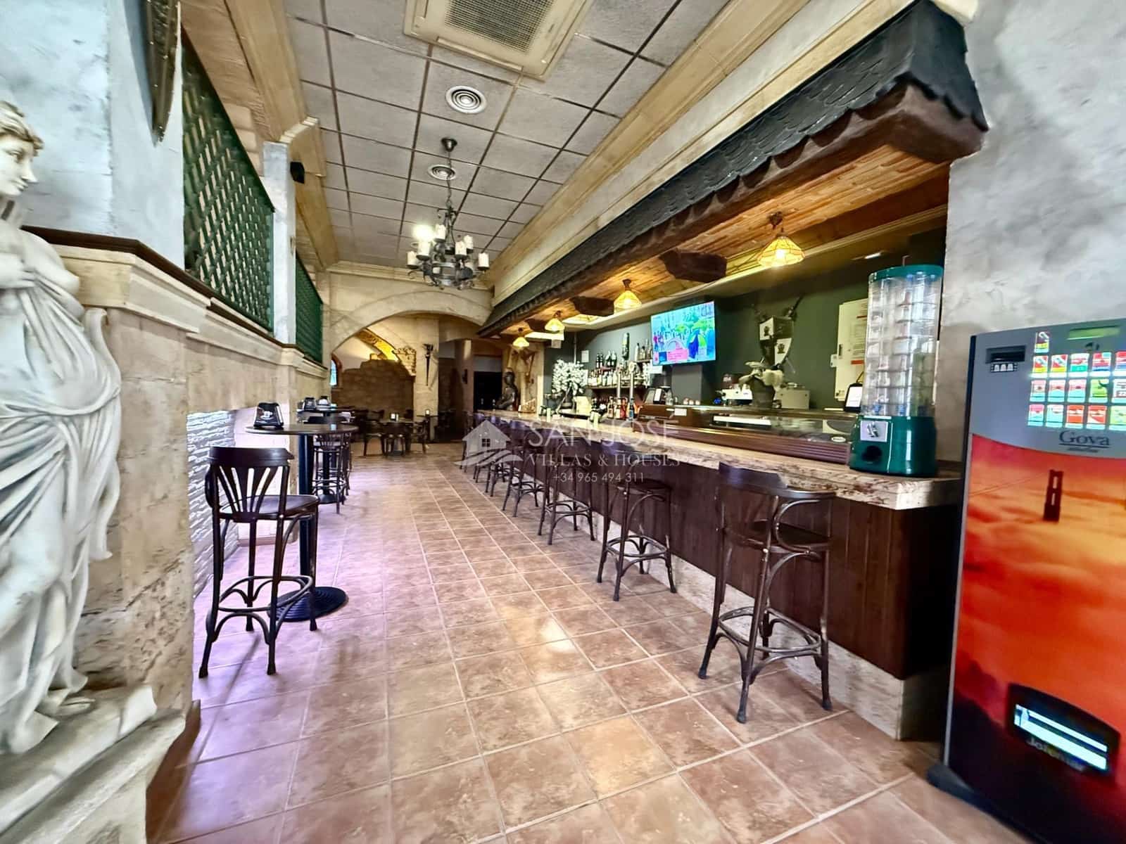 Local Commercial à vendre à Monforte del Cid - 295 000 € (Ref: 10168702)