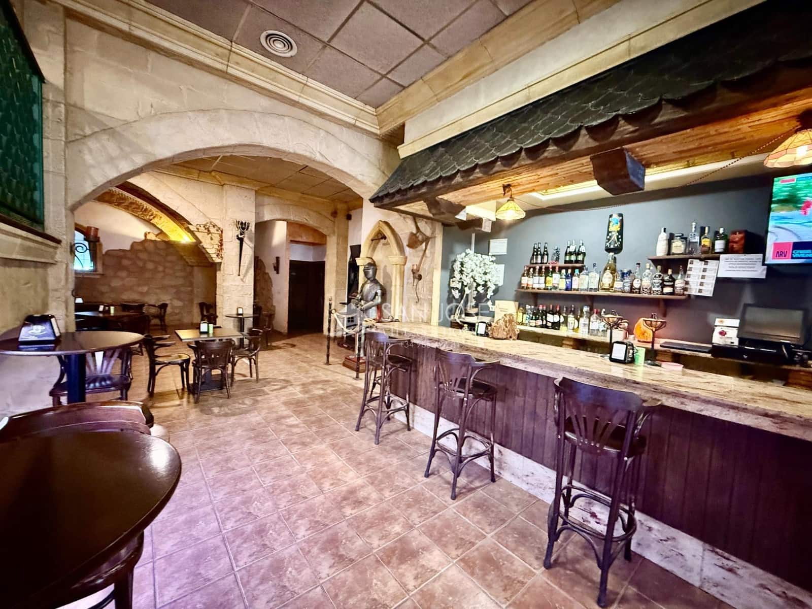 Local Commercial à vendre à Monforte del Cid - 295 000 € (Ref: 10168702)