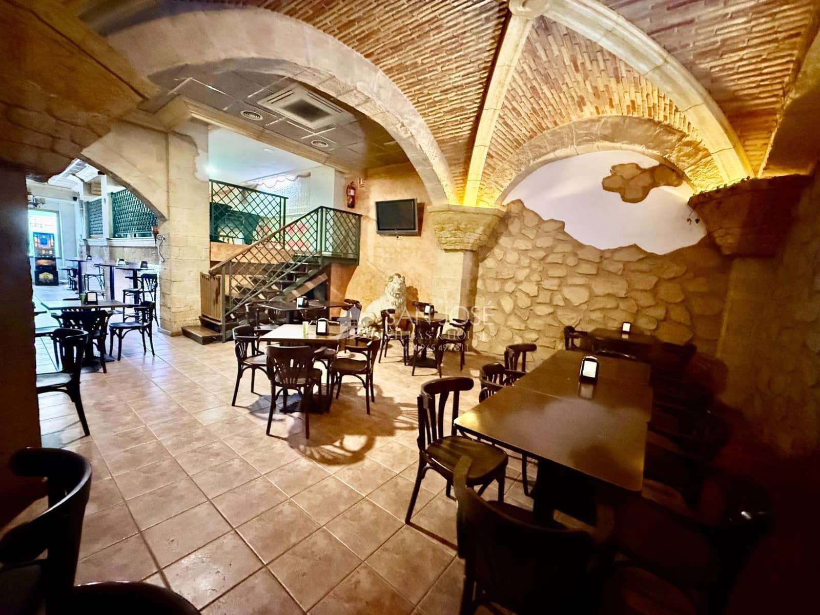 Local Commercial à vendre à Monforte del Cid - 295 000 € (Ref: 10168702)