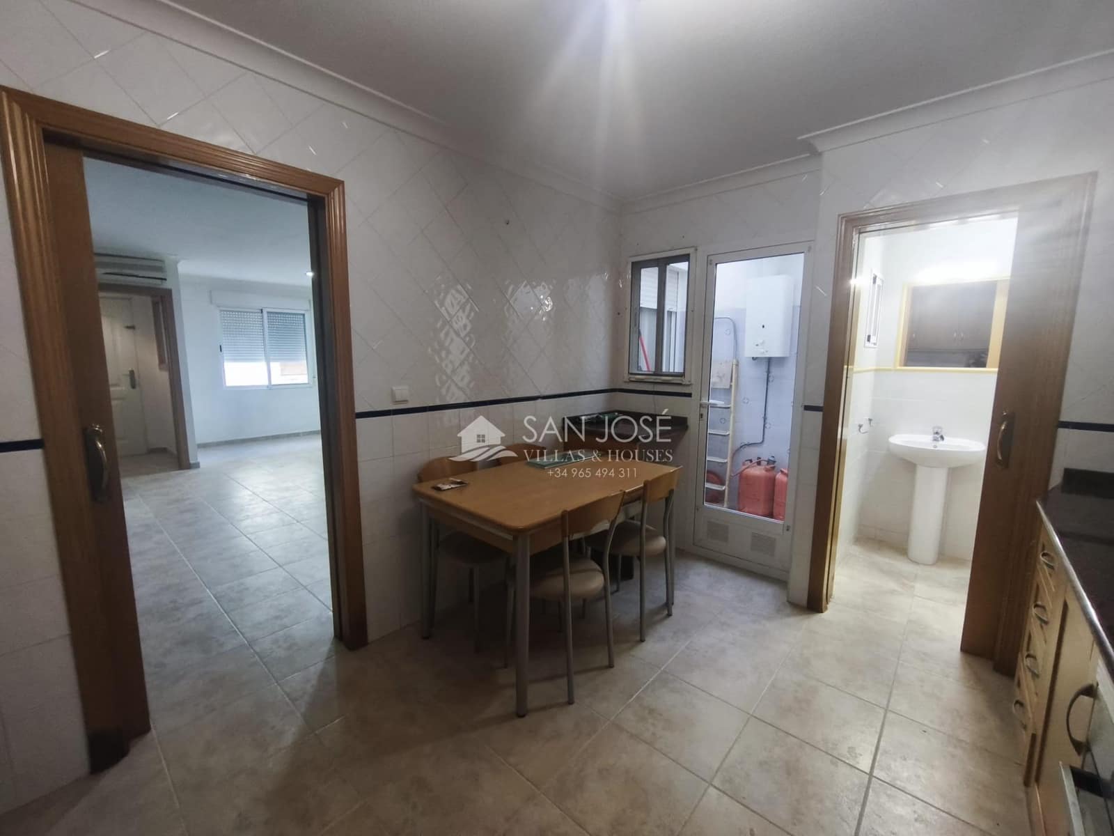 Casa de 3 habitaciones en Aspe en venta - 137.260 € (Ref: 10171566)