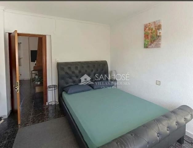 4 soverom Villa til salgs i Elda med garasje - € 130 000 (Ref: 10173874)