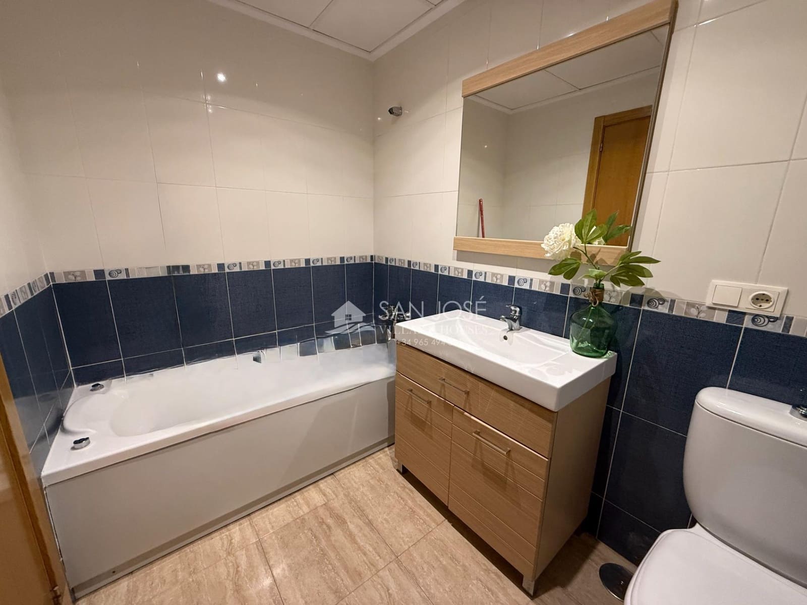 Piso de 3 habitaciones en Monforte del Cid en venta con garaje - 168.000 € (Ref: 10183093)