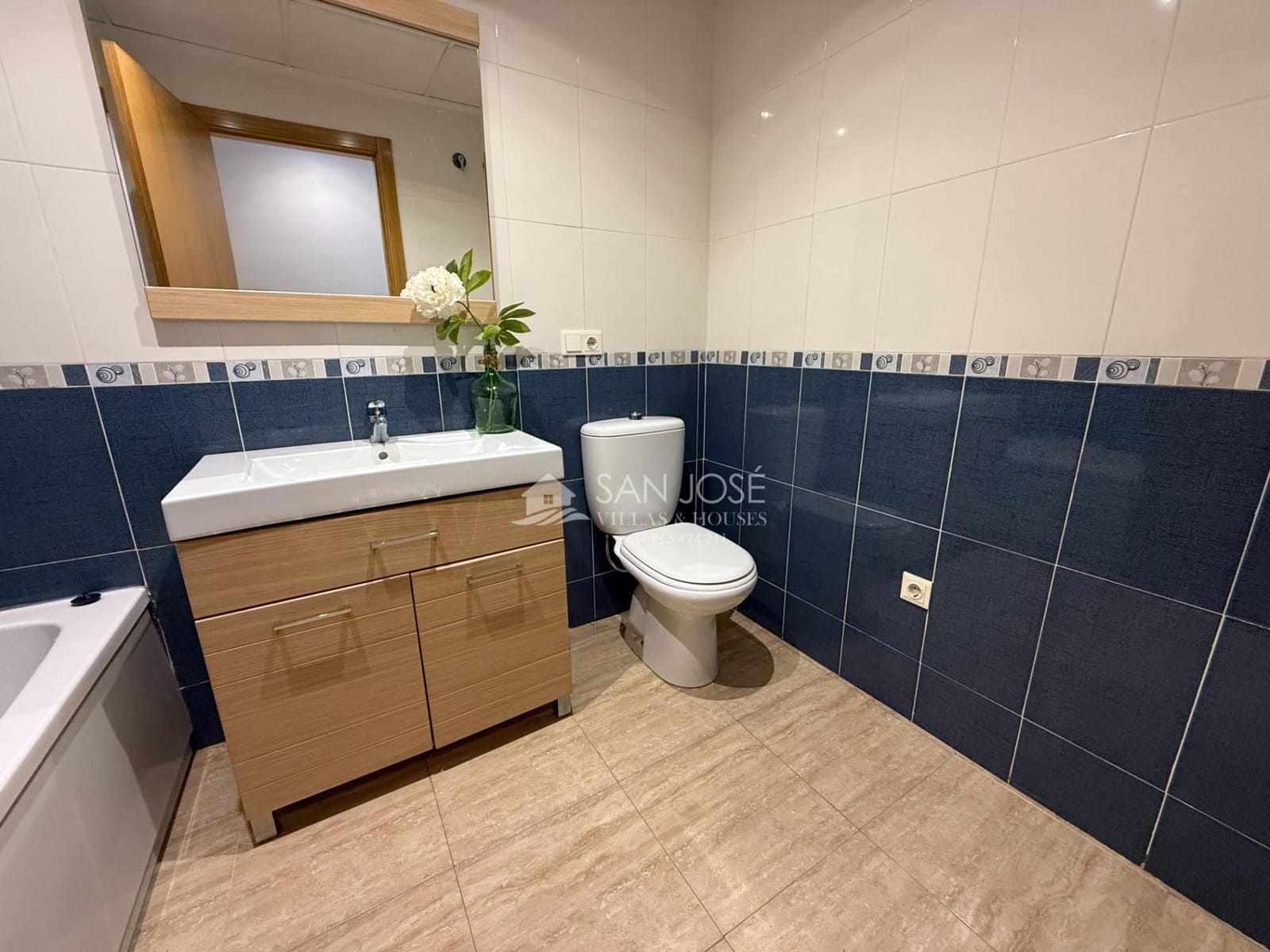 Piso de 3 habitaciones en Monforte del Cid en venta con garaje - 168.000 € (Ref: 10183093)