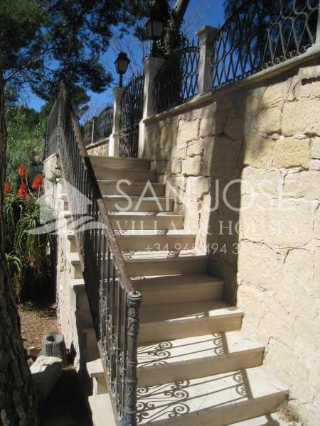 14 sypialnia Willa na sprzedaż w Monovar / Monover z basenem garażem - 2 500 000 € (Ref: 2553420)