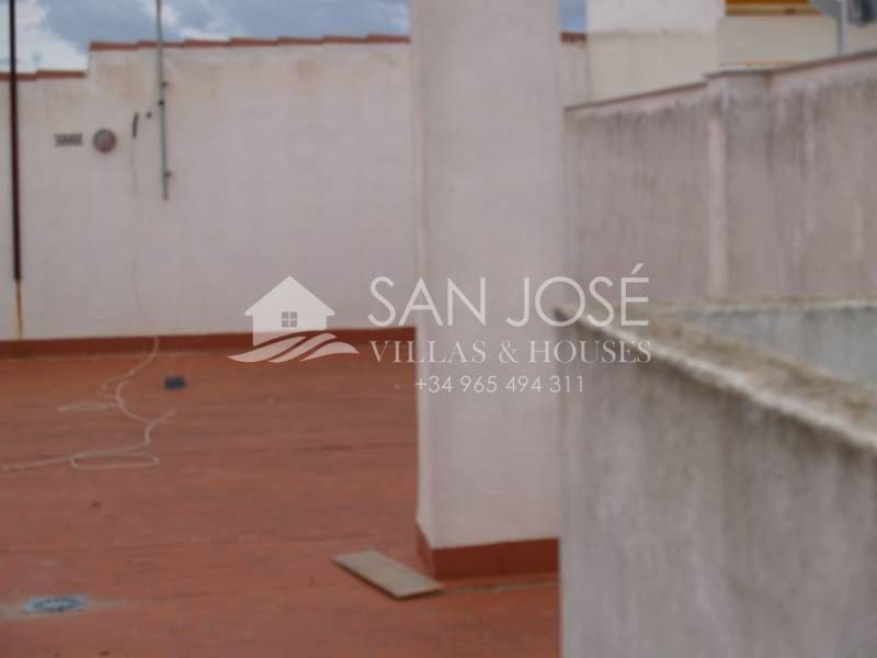 4 soveværelse Bungalow til salg i Daya Nueva med garage - € 186.000 (Ref: 3165836)