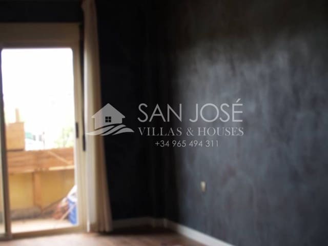 4 soveværelse Bungalow til salg i Daya Nueva med garage - € 186.000 (Ref: 3165836)