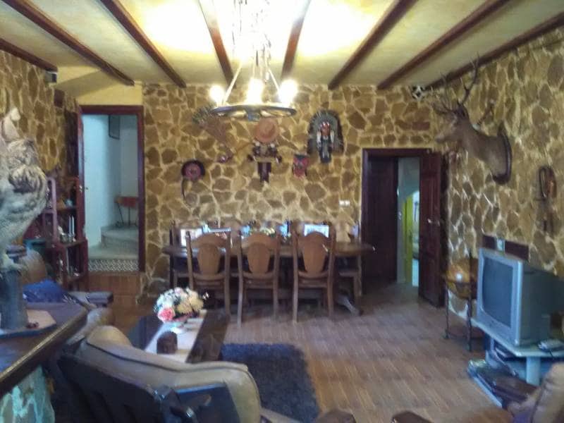 5 bedroom Villa for sale in Hondon de las Nieves - € 309,000 (Ref: 3165848)