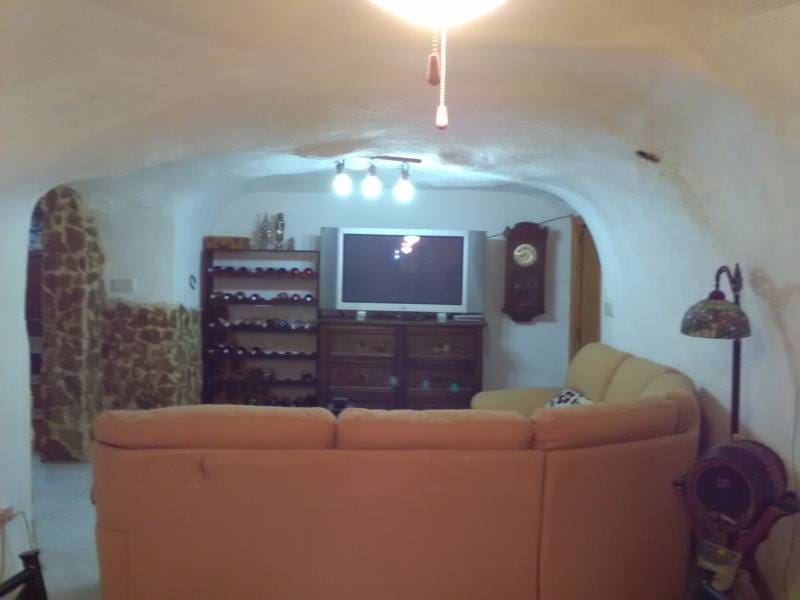 5 bedroom Villa for sale in Hondon de las Nieves - € 309,000 (Ref: 3165848)