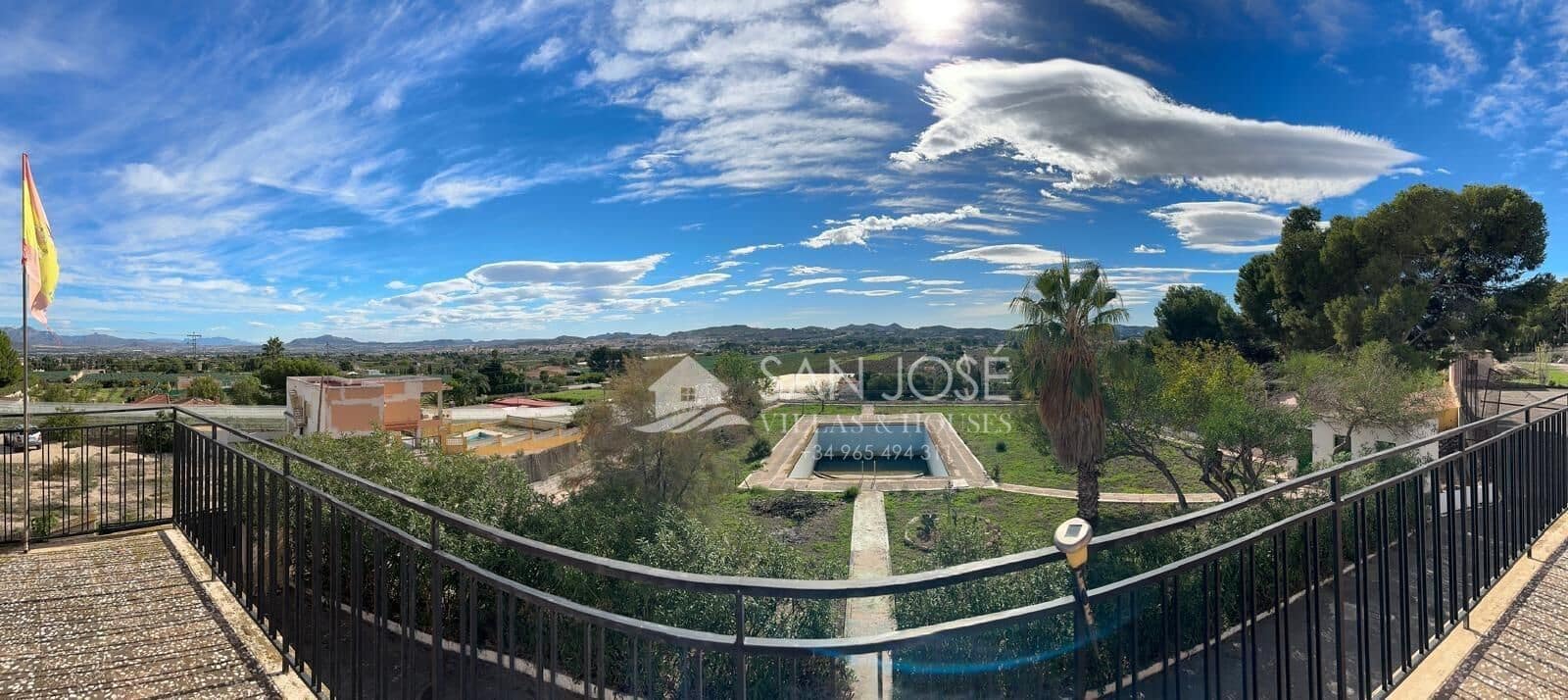 6 bedroom Villa for sale in Aspe with pool - € 370,000 (Ref: 3165902)