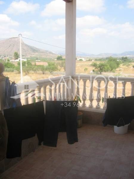 Chalet de 4 habitaciones en Aspe en venta con piscina garaje - 518.000 € (Ref: 3165903)