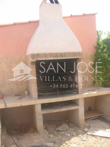 Chalet de 4 habitaciones en Aspe en venta con piscina garaje - 518.000 € (Ref: 3165903)