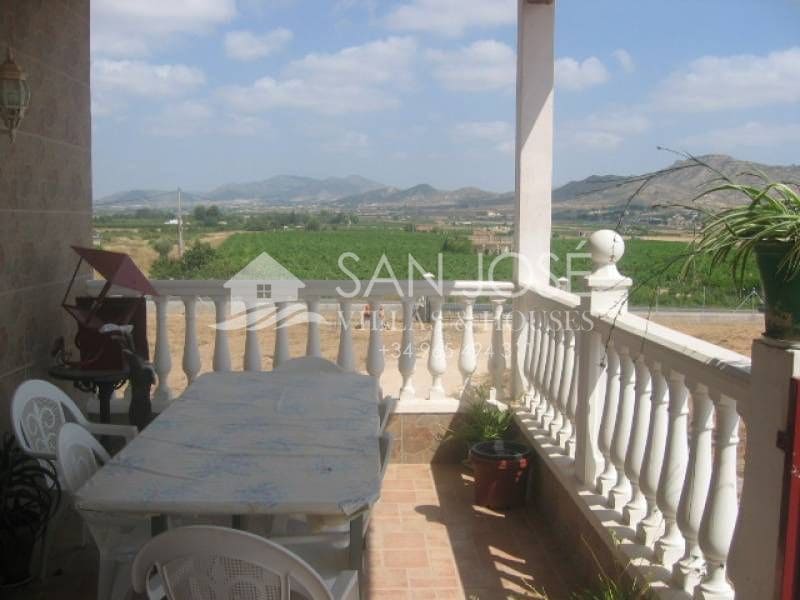 Chalet de 4 habitaciones en Aspe en venta con piscina garaje - 518.000 € (Ref: 3165903)