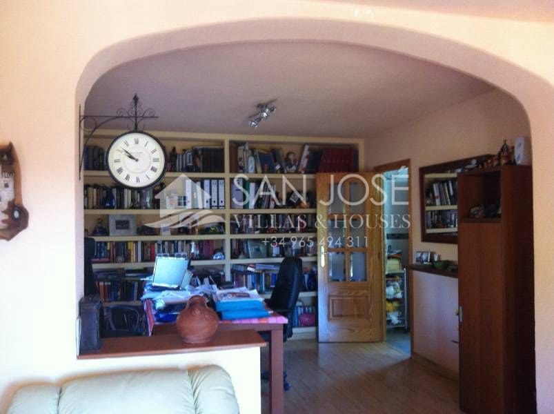 4 quarto Moradia para venda em Alicante cidade com piscina garagem - 695 000 € (Ref: 3166044)