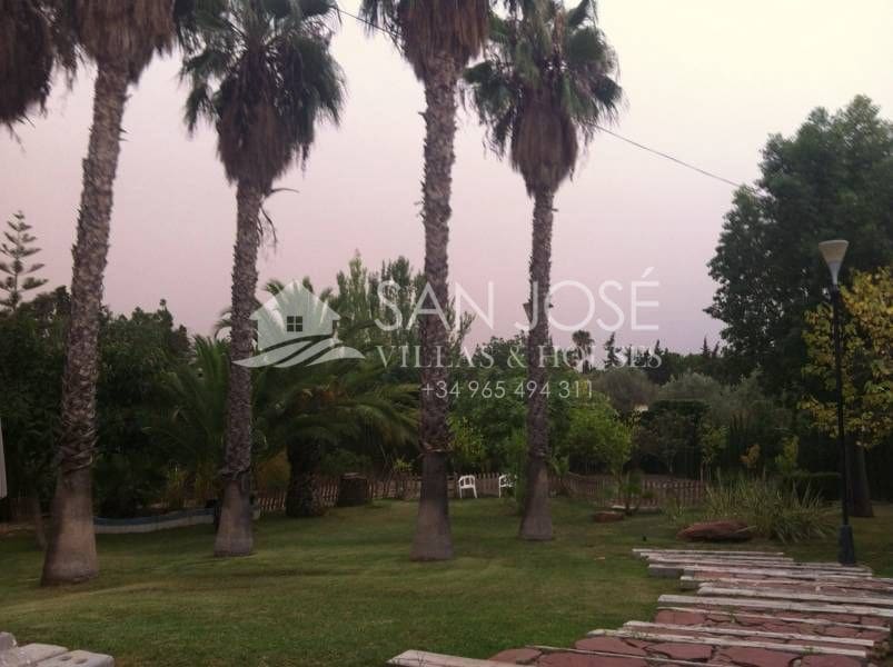 4 quarto Moradia para venda em Alicante cidade com piscina garagem - 695 000 € (Ref: 3166044)