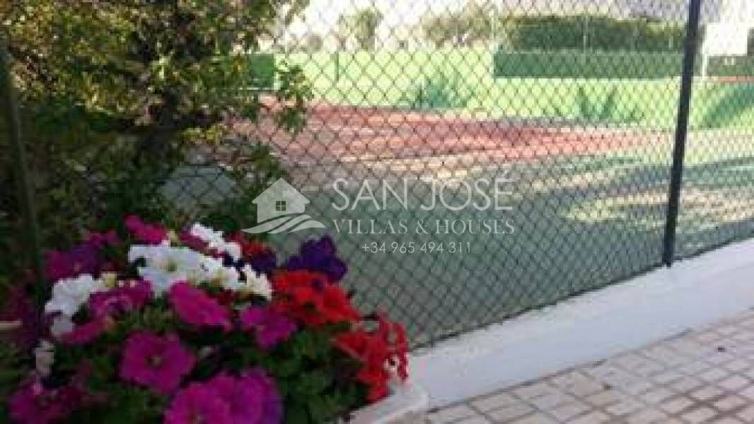 3 bedroom Flat for sale in Playa de San Juan with pool - € 470,000 (Ref: 3166238)