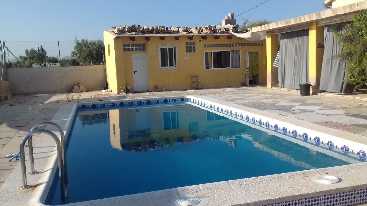 3 bedroom Villa for sale in Aspe with pool - € 262,650 (Ref: 3303693)