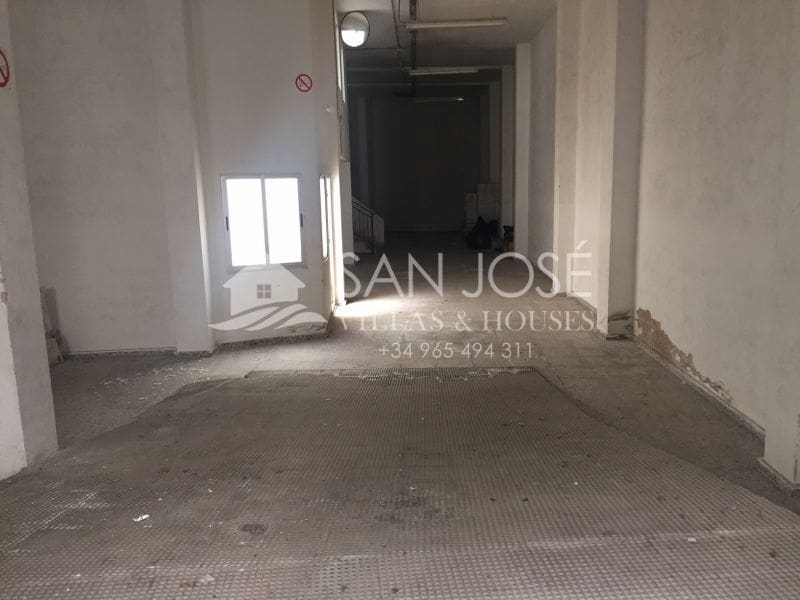 Kommersiell til salgs i Aspe - € 98 000 (Ref: 3325297)