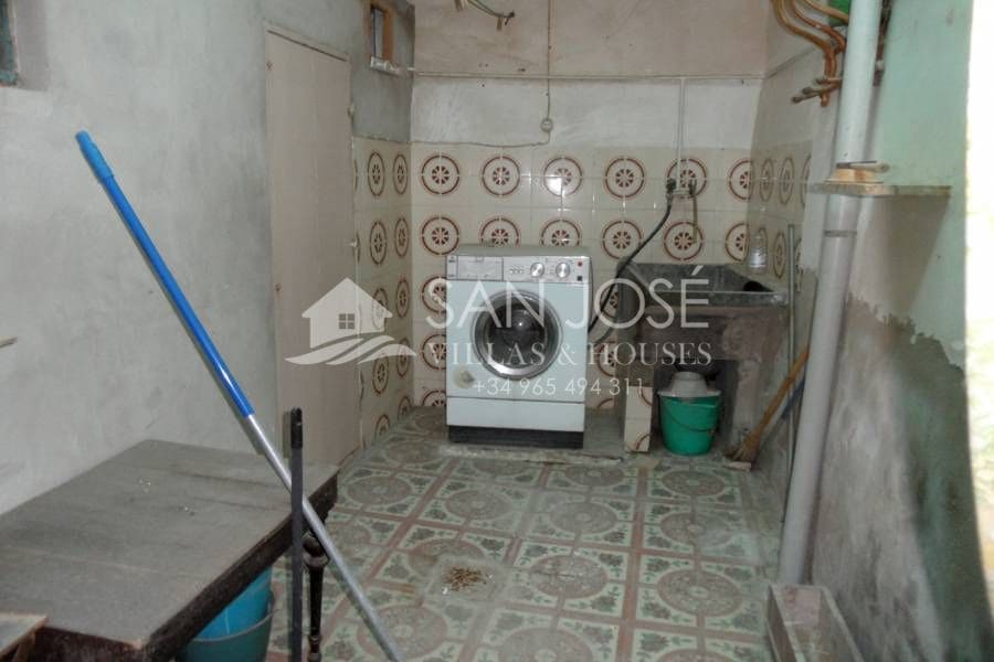 6 soverom Hus til salgs i Hondon de las Nieves - € 309 000 (Ref: 3373363)