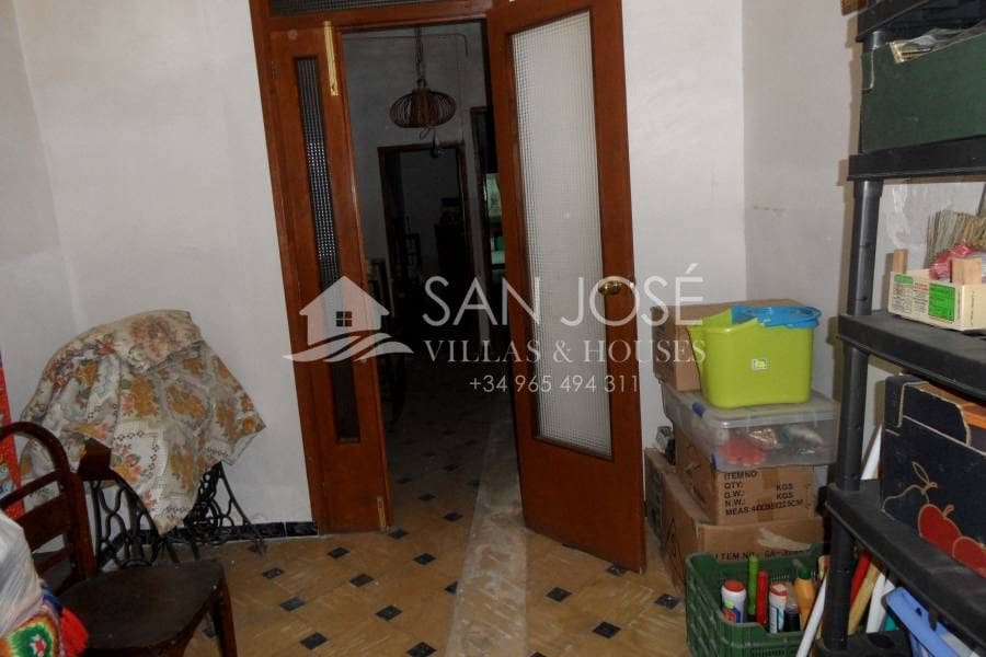 6 soverom Hus til salgs i Hondon de las Nieves - € 309 000 (Ref: 3373363)