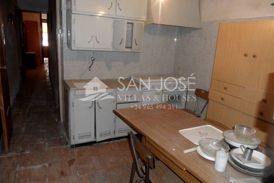 6 soverom Hus til salgs i Hondon de las Nieves - € 309 000 (Ref: 3373363)