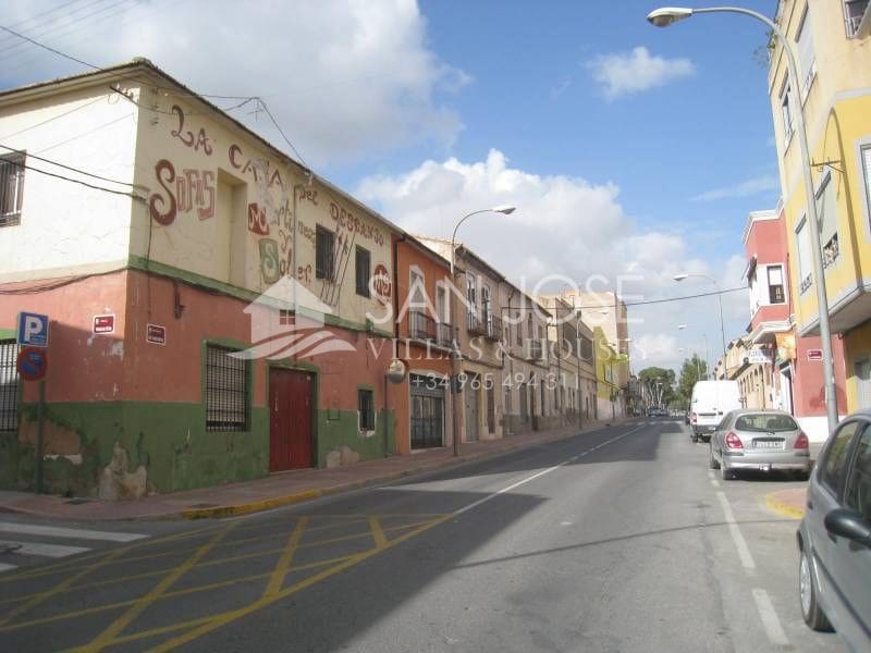 1 chambre Local Commercial à vendre à Aspe - 91 260 € (Ref: 3389790)