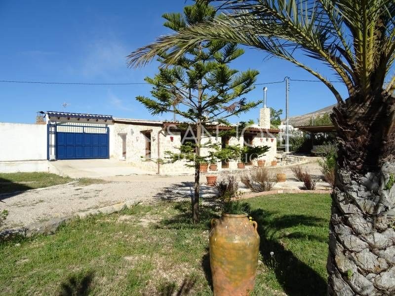 3 bedroom Villa for sale in Monforte del Cid - € 300,000 (Ref: 3404705)