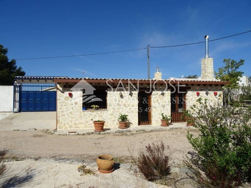 3 bedroom Villa for sale in Monforte del Cid - € 300,000 (Ref: 3404705)