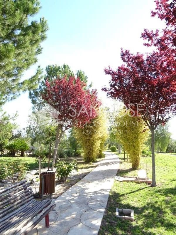 3 bedroom Villa for sale in Monforte del Cid - € 300,000 (Ref: 3404705)