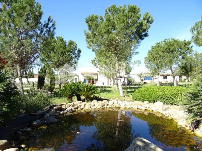 3 bedroom Villa for sale in Monforte del Cid - € 300,000 (Ref: 3404705)