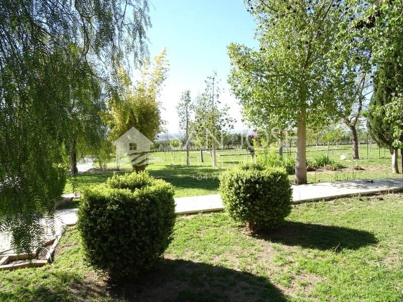 3 bedroom Villa for sale in Monforte del Cid - € 300,000 (Ref: 3404705)