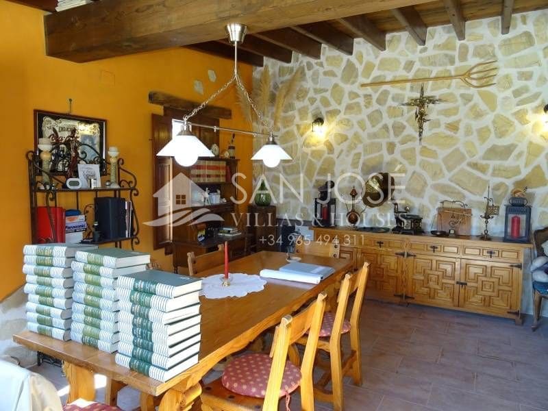 3 bedroom Villa for sale in Monforte del Cid - € 300,000 (Ref: 3404705)