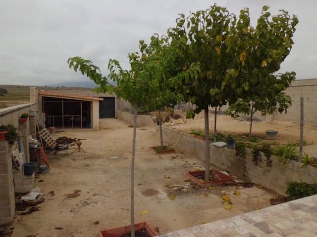 Chalet de 3 habitaciones en Pinoso en venta - 220.000 € (Ref: 3505068)