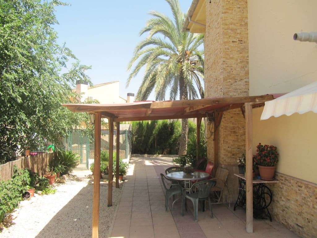 7 soveværelse Villa til salg i Monovar / Monover med swimmingpool garage - € 300.000 (Ref: 3508909)