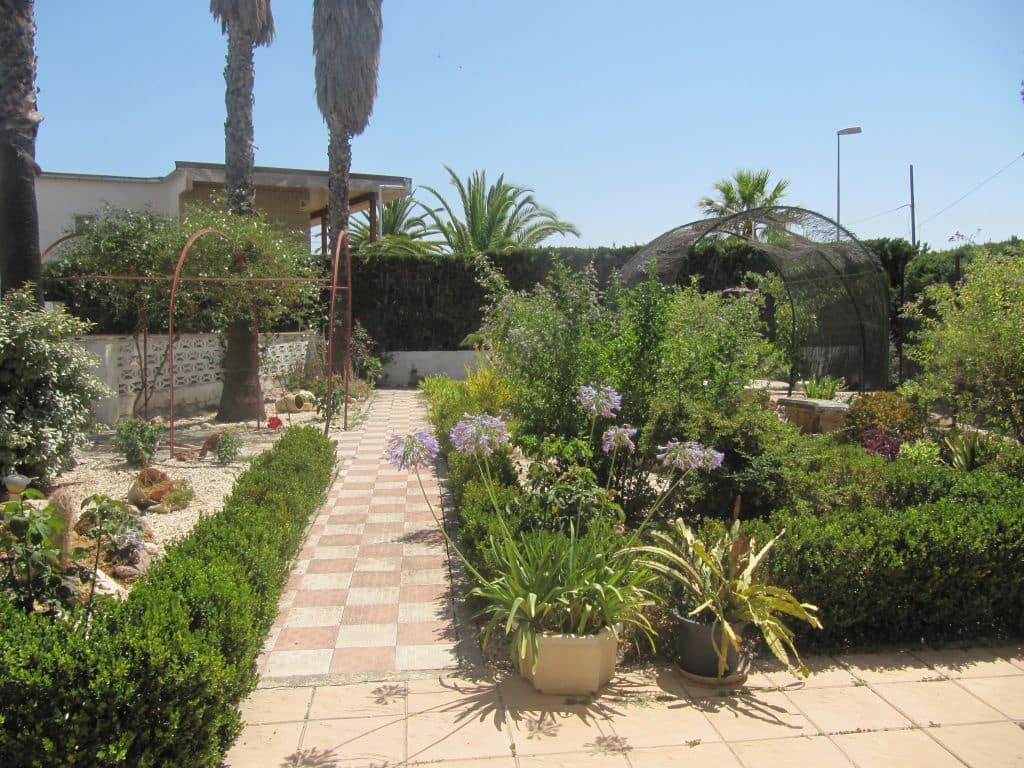 7 soveværelse Villa til salg i Monovar / Monover med swimmingpool garage - € 300.000 (Ref: 3508909)