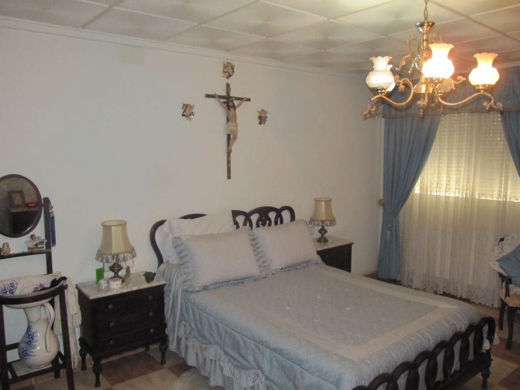 7 soveværelse Villa til salg i Monovar / Monover med swimmingpool garage - € 300.000 (Ref: 3508909)