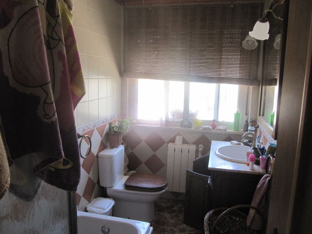 7 soveværelse Villa til salg i Monovar / Monover med swimmingpool garage - € 300.000 (Ref: 3508909)