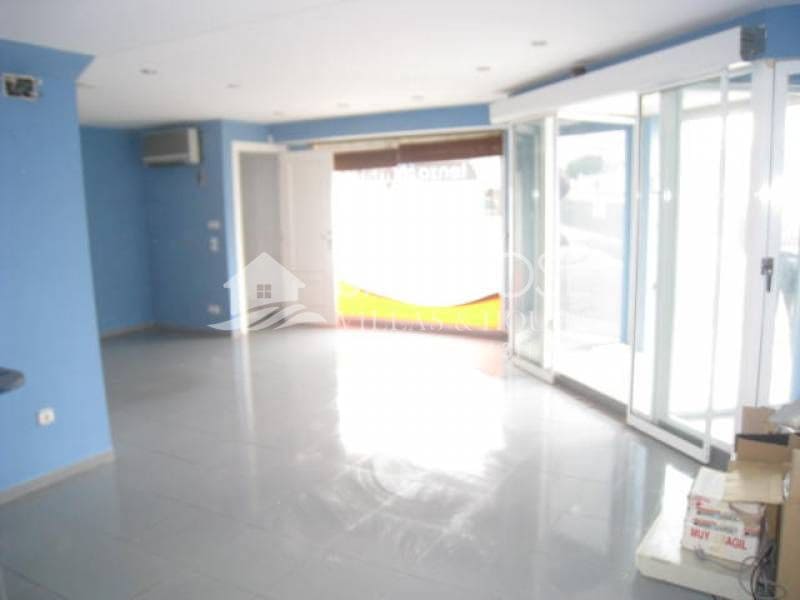 Comercial para venda em Novelda - 86 050 € (Ref: 3514119)