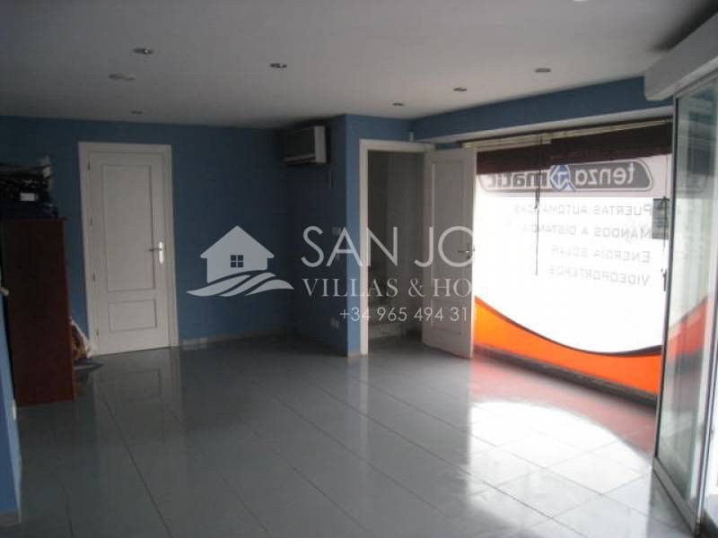 Comercial para venda em Novelda - 86 050 € (Ref: 3514119)