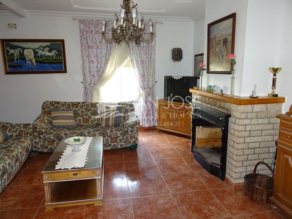 Chalet de 10 habitaciones en Aspe en venta - 500.000 € (Ref: 3570061)