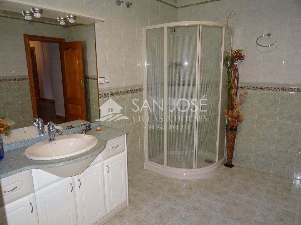 Chalet de 10 habitaciones en Aspe en venta - 500.000 € (Ref: 3570061)