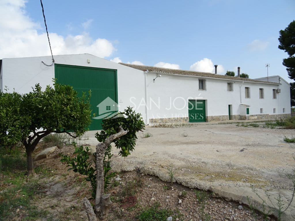 Chalet de 10 habitaciones en Aspe en venta - 500.000 € (Ref: 3570061)